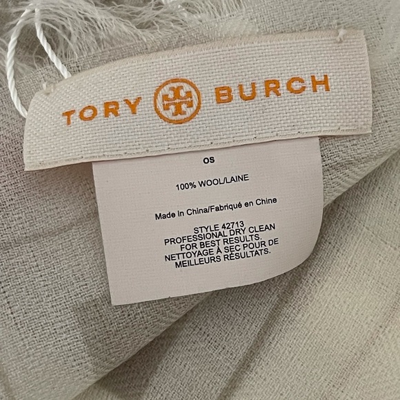 New Tory Burch scarf 🥳 - Picture 5 of 8
